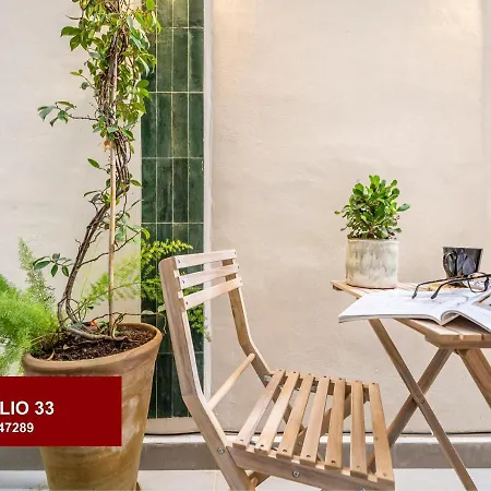 Casa Smiriglio 33 *