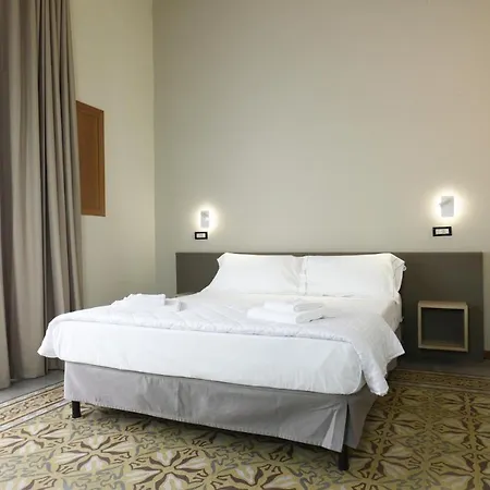 Roma 62 Otel