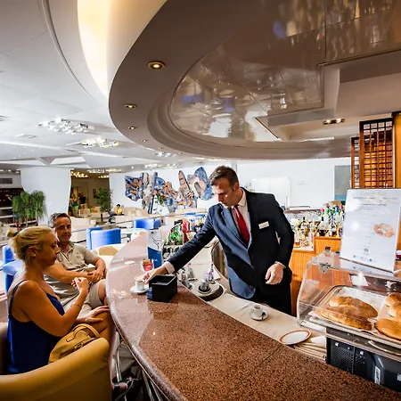 Astoria Palace Szálloda 4*