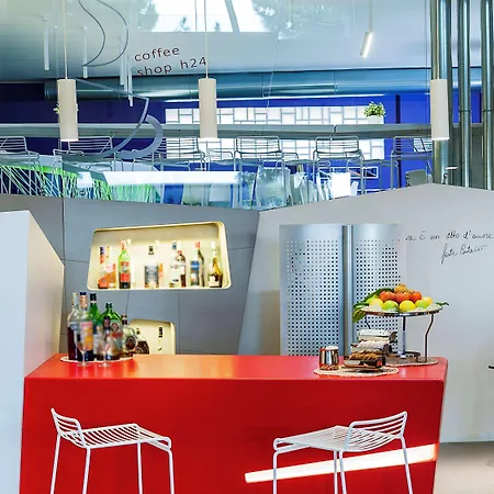 Ibis Styles President