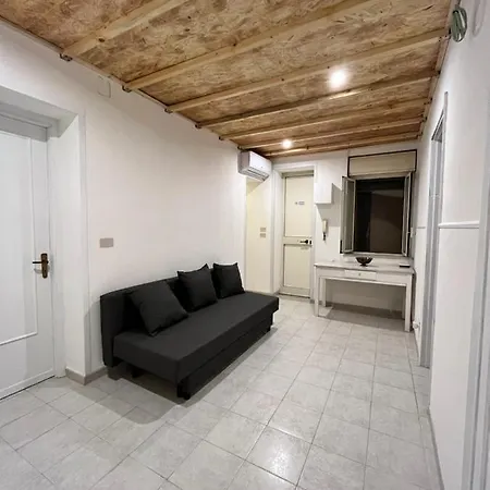 Harin House Holiday home Palermo