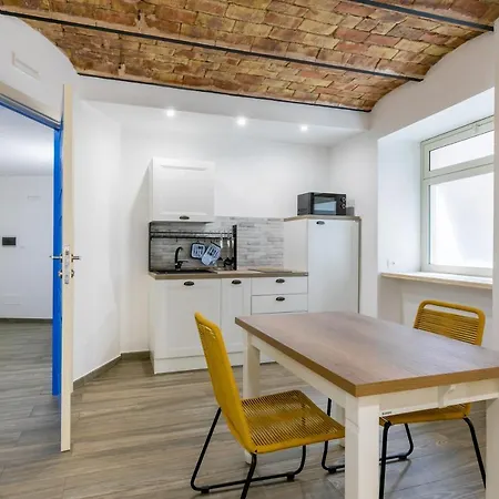 Vittorio Emanuele Charming Flats Apartment