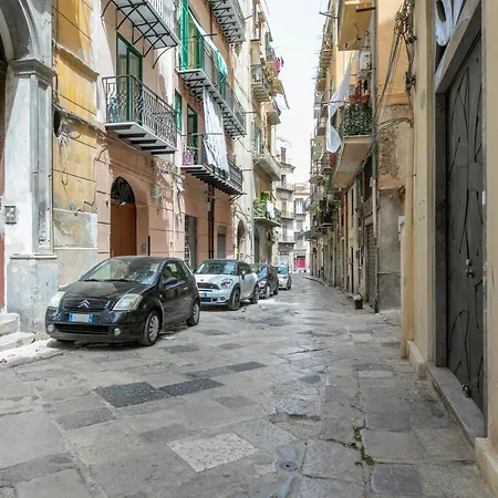 Vittorio Emanuele Charming Flats Palermo