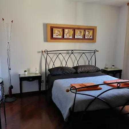 Guest house A Due Passi Appartament *