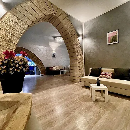 Corrieri Apartment *