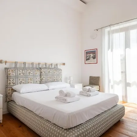 Casa Silvia By Domusicily Palermo