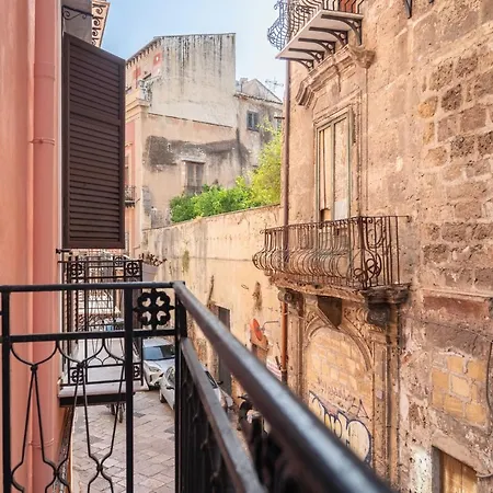 Open Sicily Homes Ai Quattro Canti Aparthotel *