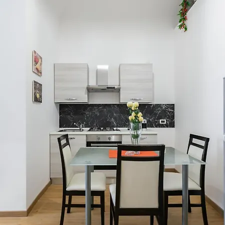 Apartment Corso Dei Mille Station Flat With Balcony Palermo