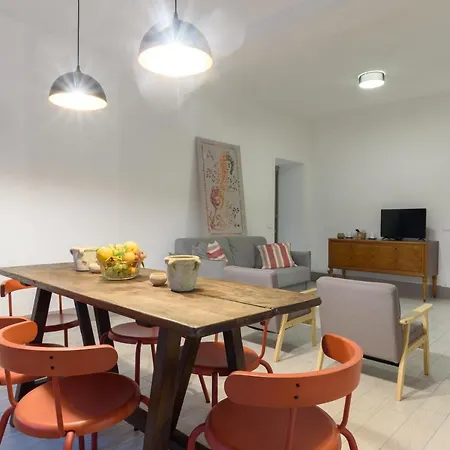 Apartment Gharraf Old Town