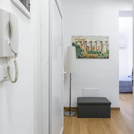 Corso Dei Mille Station Flat With Balcony Apartment *