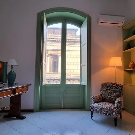 Piazza Politeama *