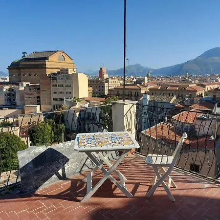 Guest house Casa Vacanze Francesca *
