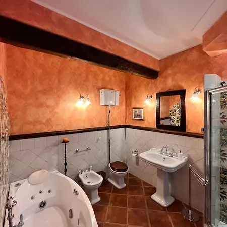 Fugari Mondello Holiday home *