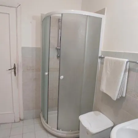 Locazione Turistica Garibaldi Apartment