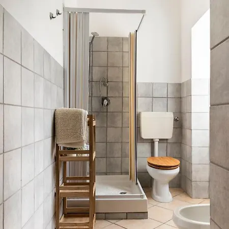 Affittacamere Punto Al Capo Intero O Stanze Matrimoniali Con Bagno Privato Palermo