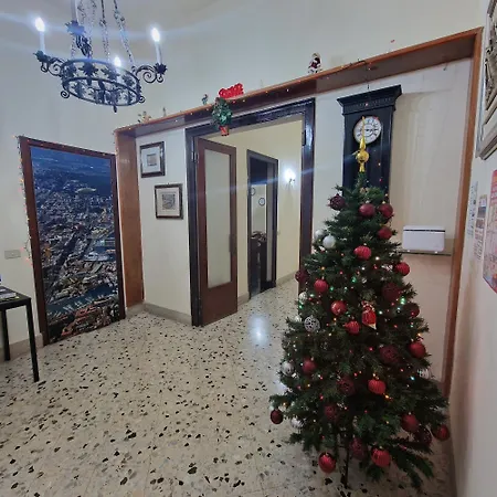 فندق مبيت وإفطار Arco Di Trionfo 3*
