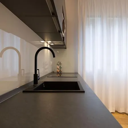 Luxury Liberta *
