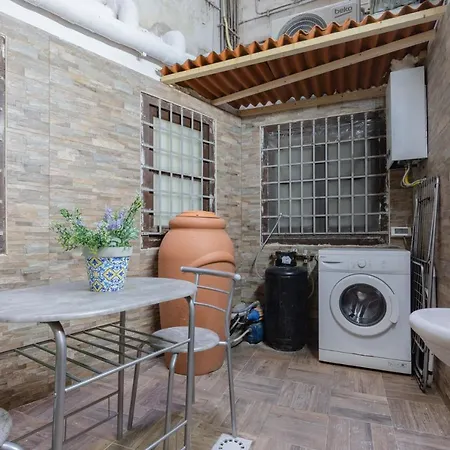 Sicily House - Cozy Near Ballaro Market Palermo