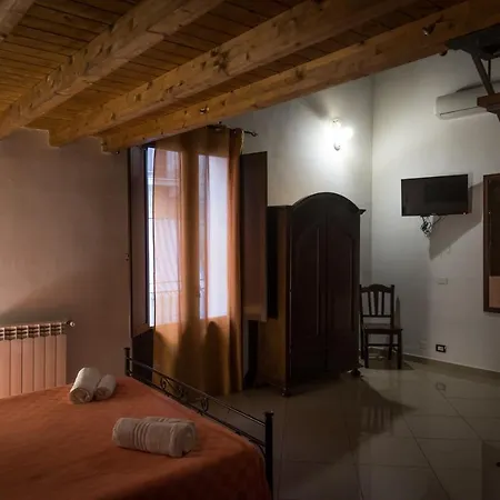 Loggia Del Gattopardo Nocleg ze śniadaniem 2*