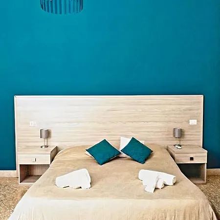 일 콰드리폴리오 룸앤스위트 B&B 3*