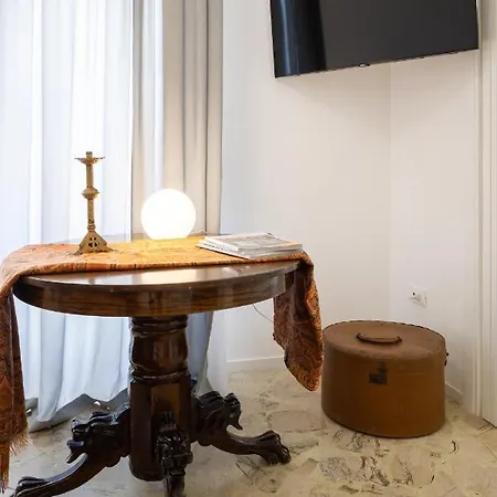 Esterolga Dimore Di Famiglia Deluxe Apartment Palermo
