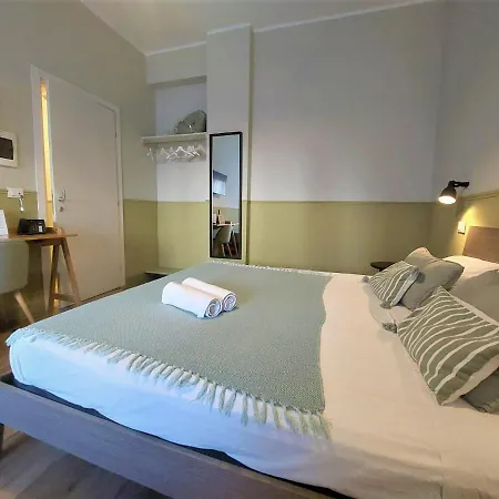 Bed & Breakfast Leone & Restaurant 3*