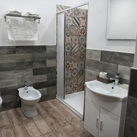 La Casa Del Moro - Al Politeama فندق مبيت وإفطار