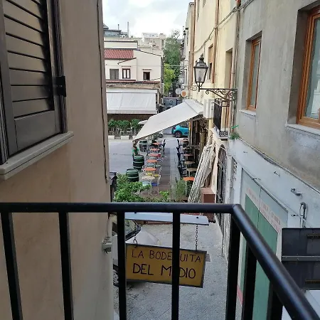 A Due Passi Appartament * Palermo