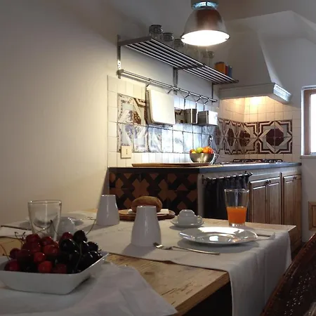 Il Sommacco Apartment *