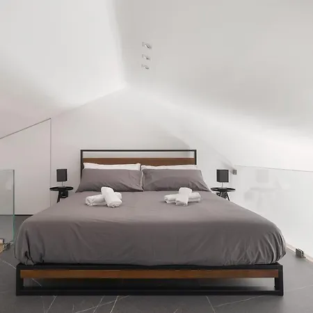 Archimedes Luxury With Terrace Apartment