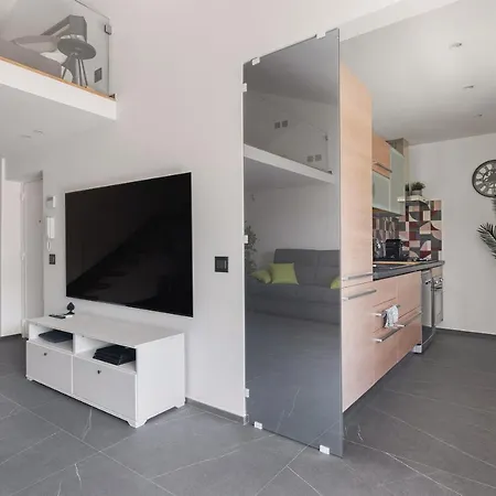 Apartment Archimedes Luxury With Terrace