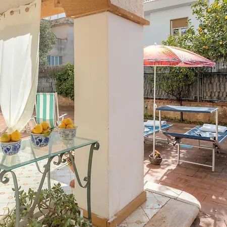 Casa In A Mondello-700m Dal Mare *