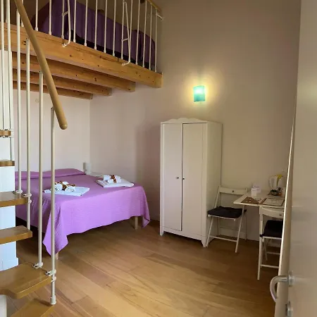 Bed and breakfast Khalisah 2*