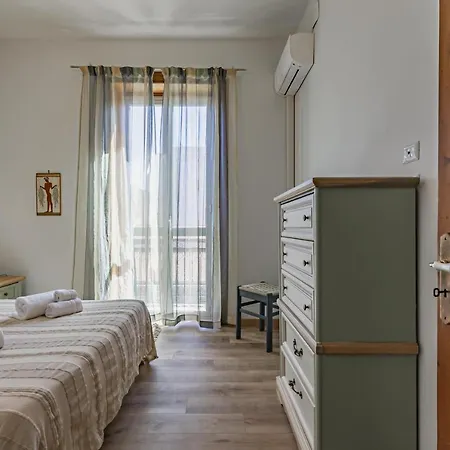Apartment Botanical Gardens And Giulia Lovely Palermo