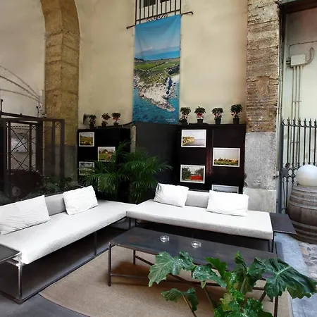 Otel Quintocanto & 4*