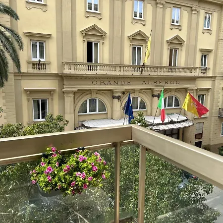 Lively In Center Apartment Palermo