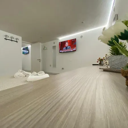 Casa Vacanze Nina Apartment