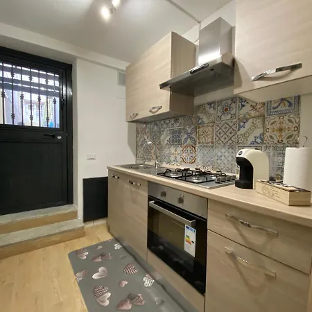 Casa Vacanze Nina Apartment *