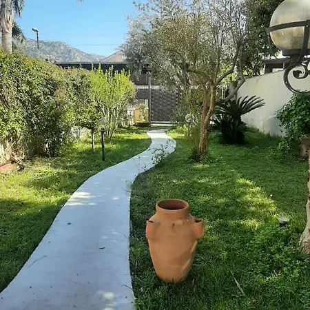 Holiday home Villla Chiazzese