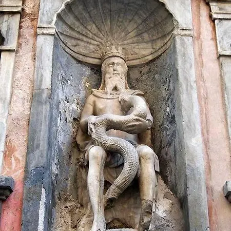 Palermovida: La Tua Casa Alla Vucciria Apartment