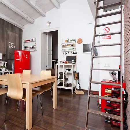 Casa Design Con Terrazzo In Centro Storico