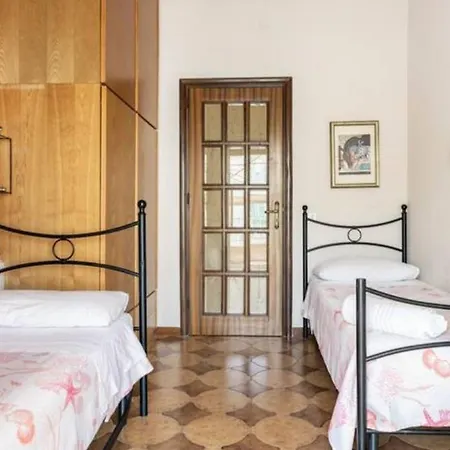 Le Stanze Di Nonna Maria Guest house *