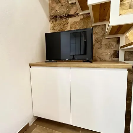 Central Apartment *