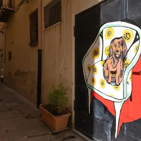 Cortile Dei Giusti - Combo Penzion Palermo