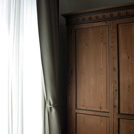 Holiday home Dimora Borghese “florio”