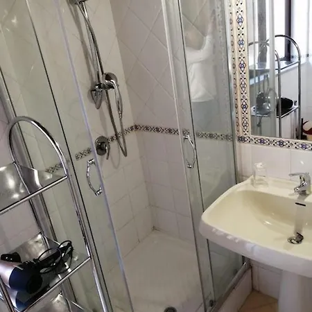 Apartment Charming Mezzanine Flat In Centre