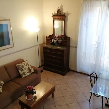 Charming Mezzanine Flat In Centre * Palermo