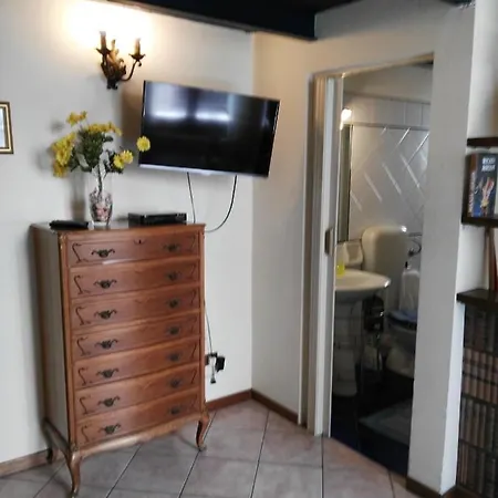 Charming Mezzanine Flat In Centre Apartment Palermo