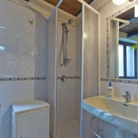 Charming Mezzanine Flat In Centre Palermo