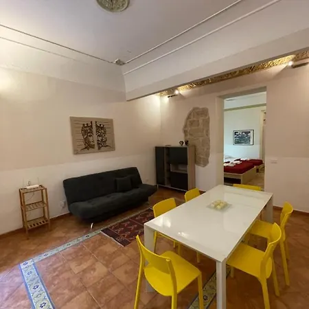 Sicooli Via D'aragona 33 Apartment *